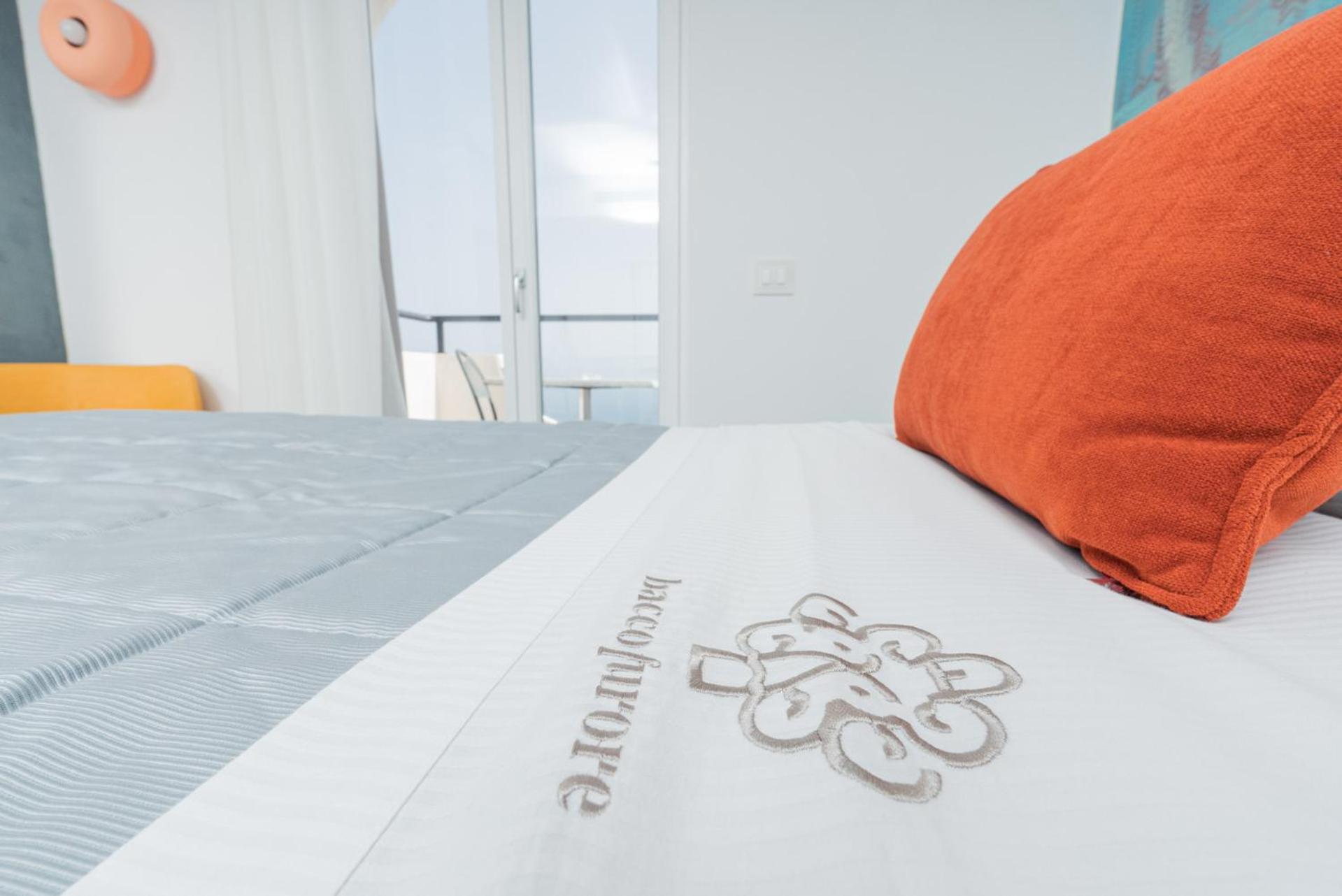 Albergo Dipinto BaccoФуроре Екстер'єр фото